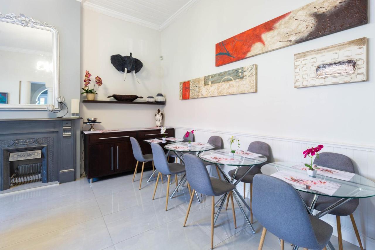 Guest house 4 On Varneys Cape Town