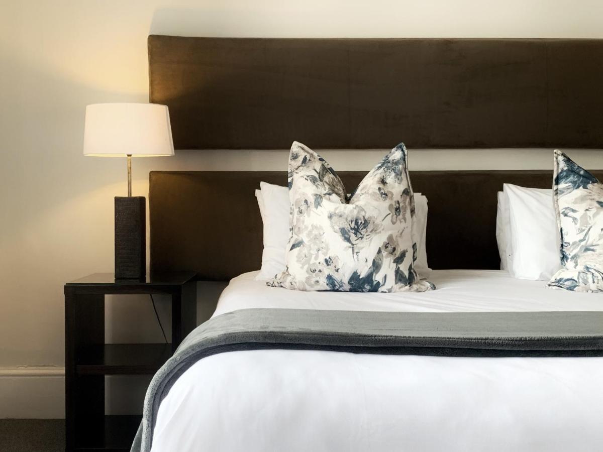 Guest house 4 On Varneys Cape Town