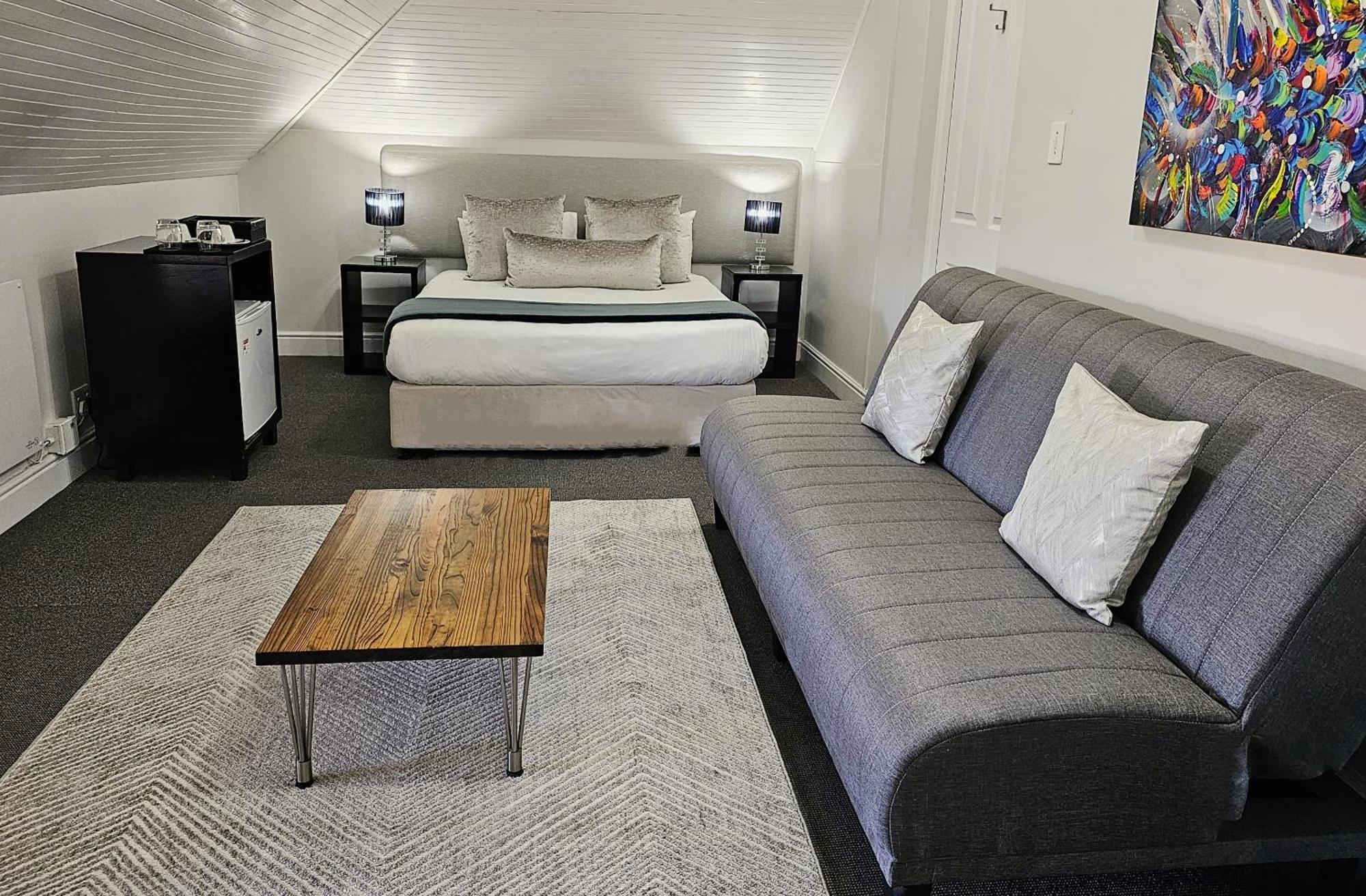 Guest house 4 On Varneys